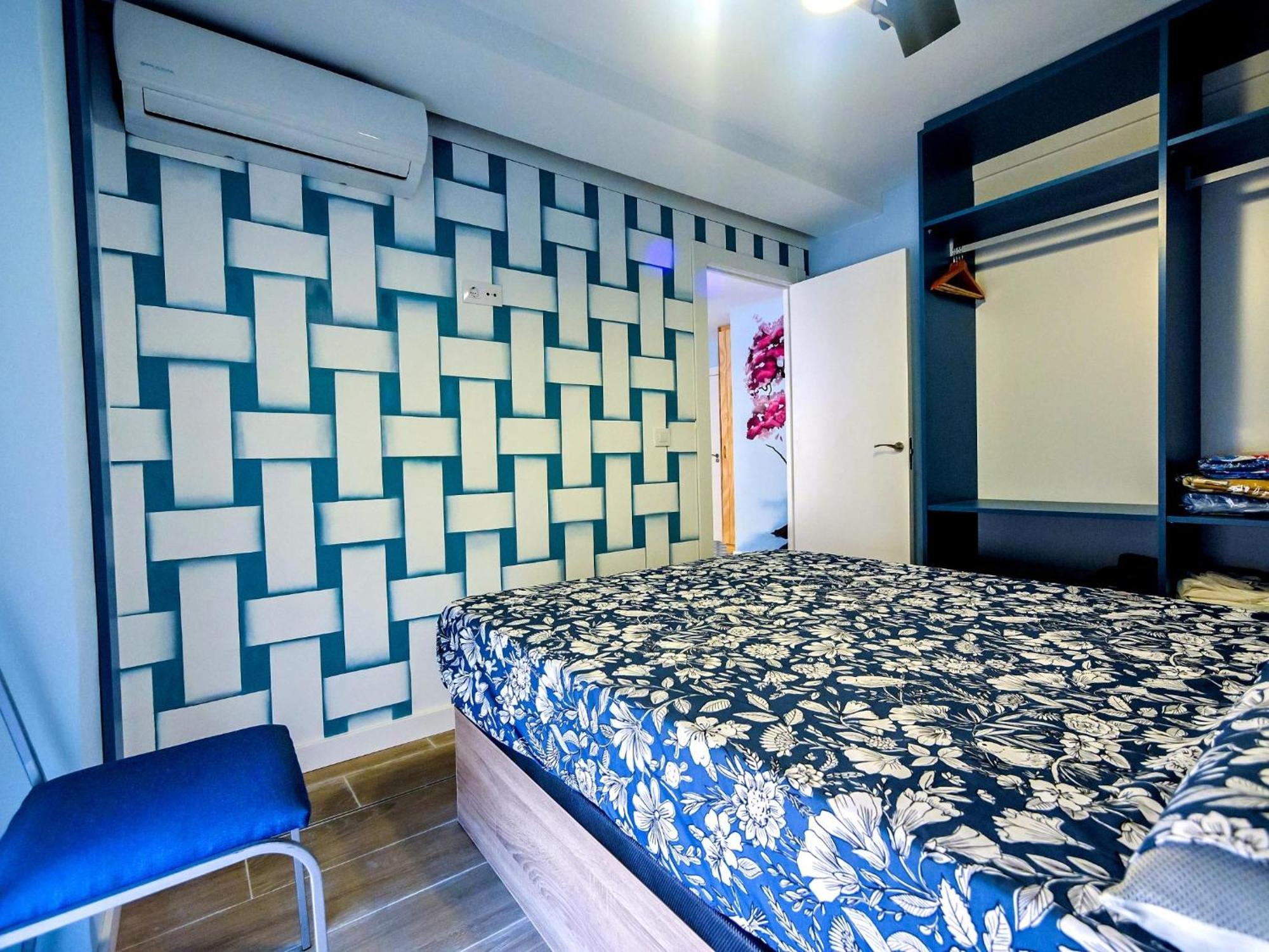 Apartamentos Nirvana Y Averno Águilas Kültér fotó