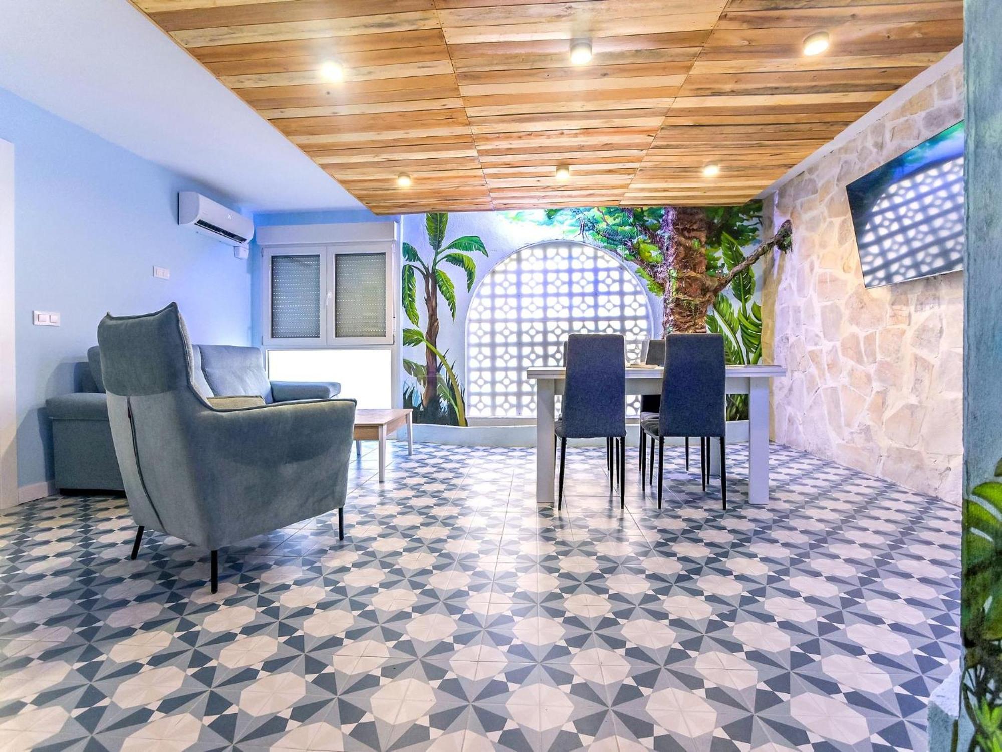 Apartamentos Nirvana Y Averno Águilas Kültér fotó