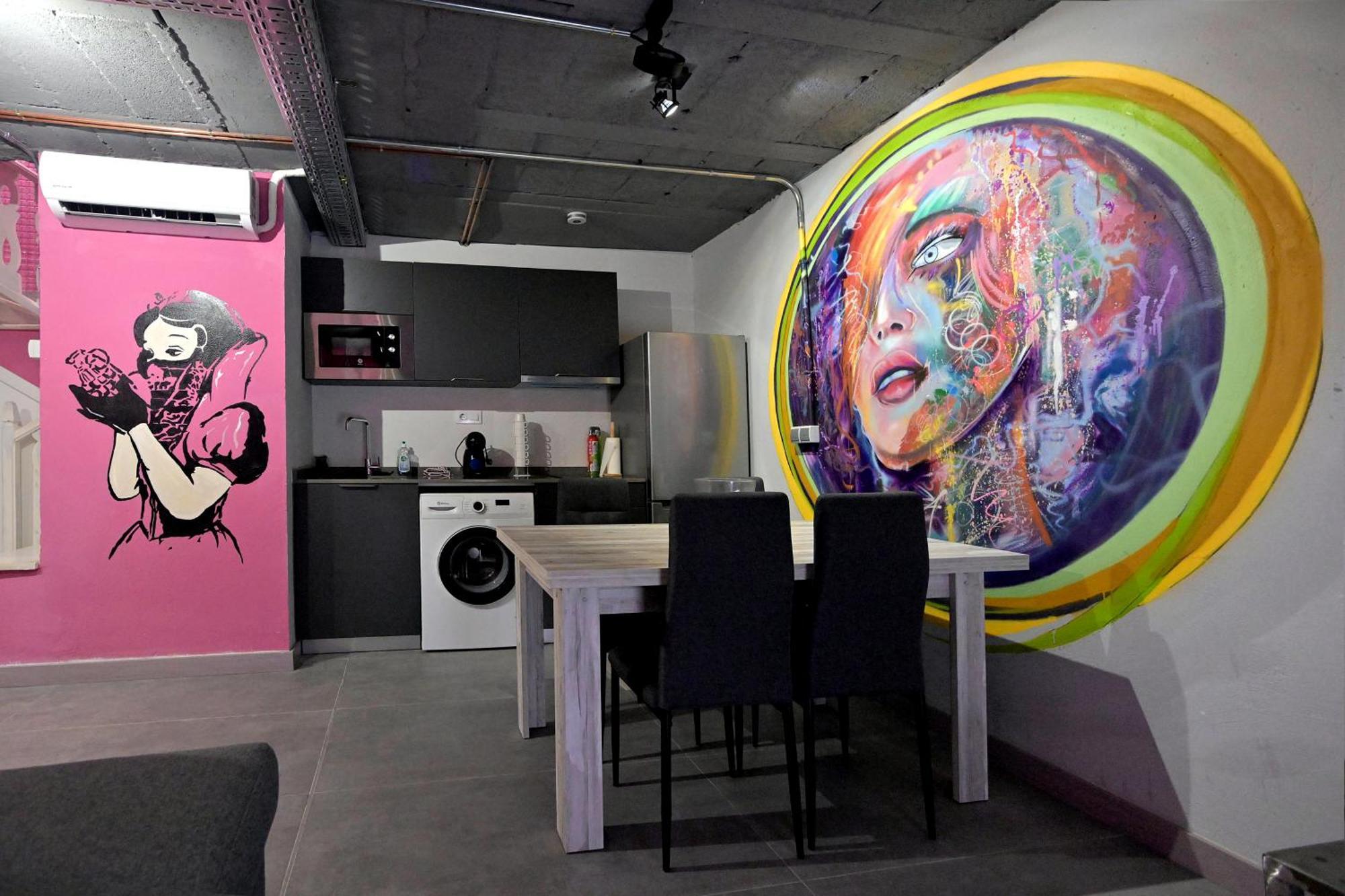 Apartamentos Nirvana Y Averno Águilas Kültér fotó