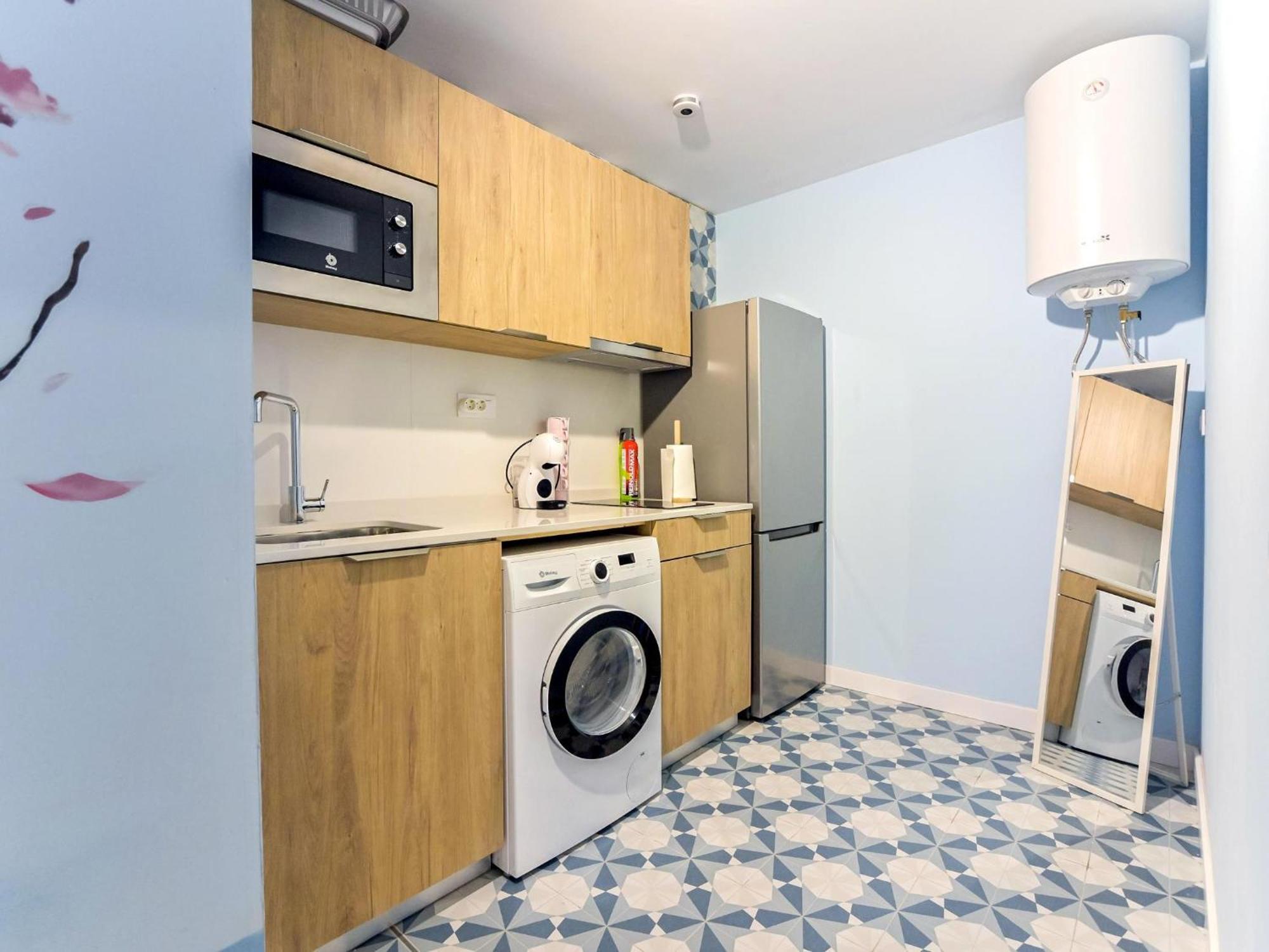 Apartamentos Nirvana Y Averno Águilas Kültér fotó